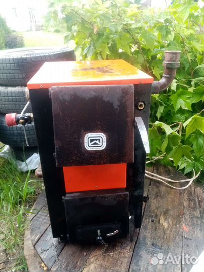 Твердотопливный котел длительного горения