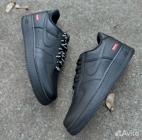 Nike Air Force 1 x Supreme