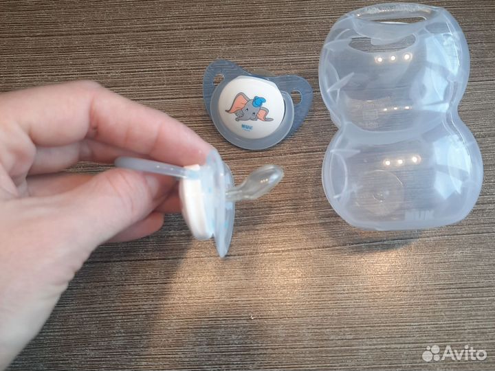 Пустышка nuk disney