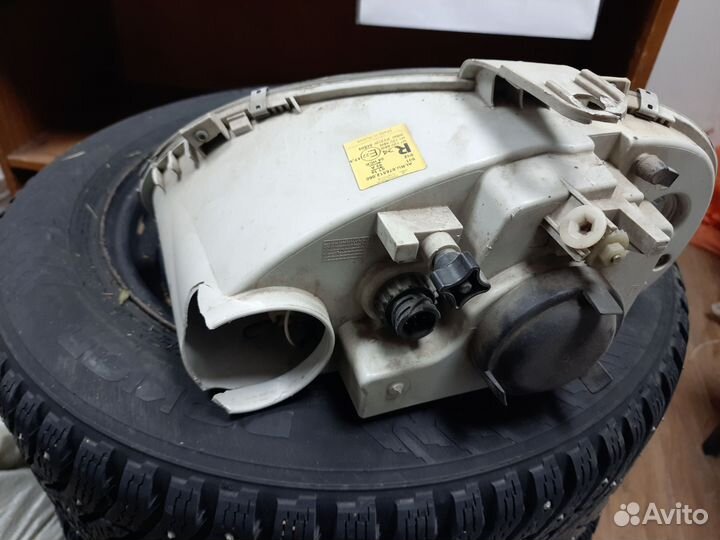 Продаю фары