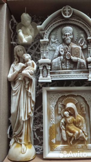 Формы для мыла и свечей много