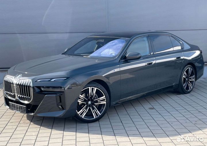 BMW 7 серия 3.0 AT, 2024, 7 500 км