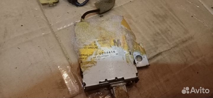 Усилитель антенны Nissan 350Z, Fairlady Z33