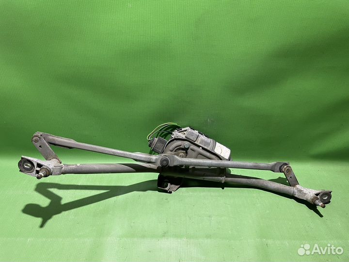 Стеклоочиститель передний VW Passat B5 Audi A4 B5