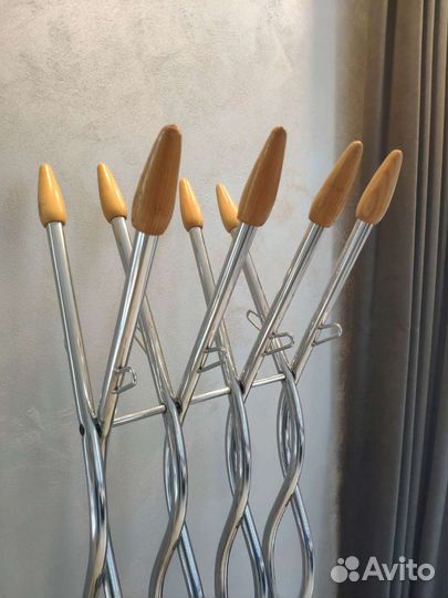 Вешалка для одежды напольная