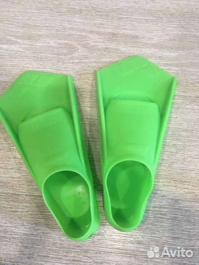 Спортивный инвентарь для плавания б/у