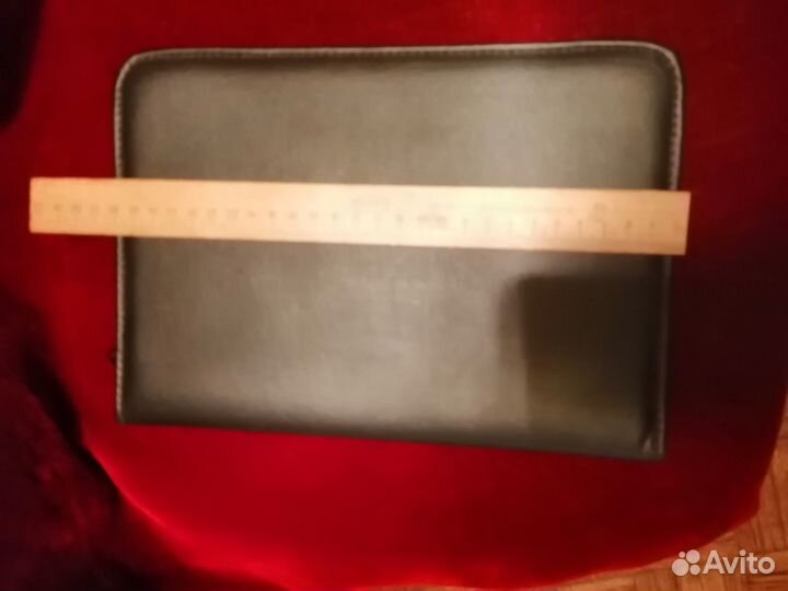 Органайзер в папке на молнии