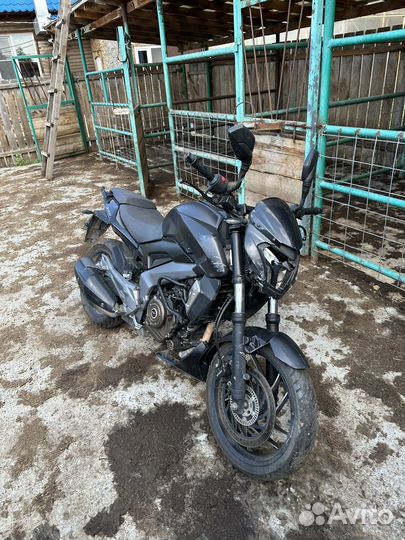 Мотоцикл bajaj Dominar 400