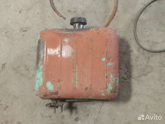 Бензобак на муравей