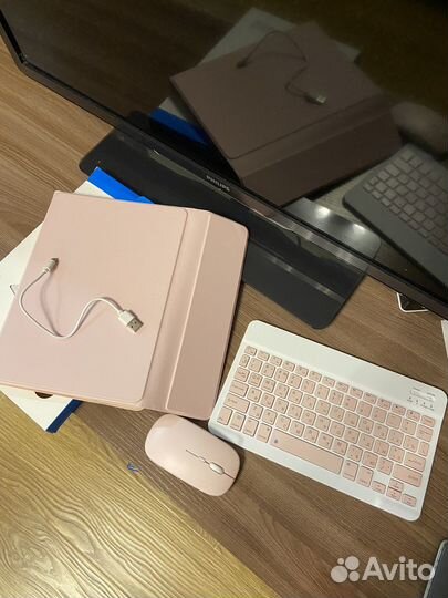 Клавиатура беспроводная и мышь
