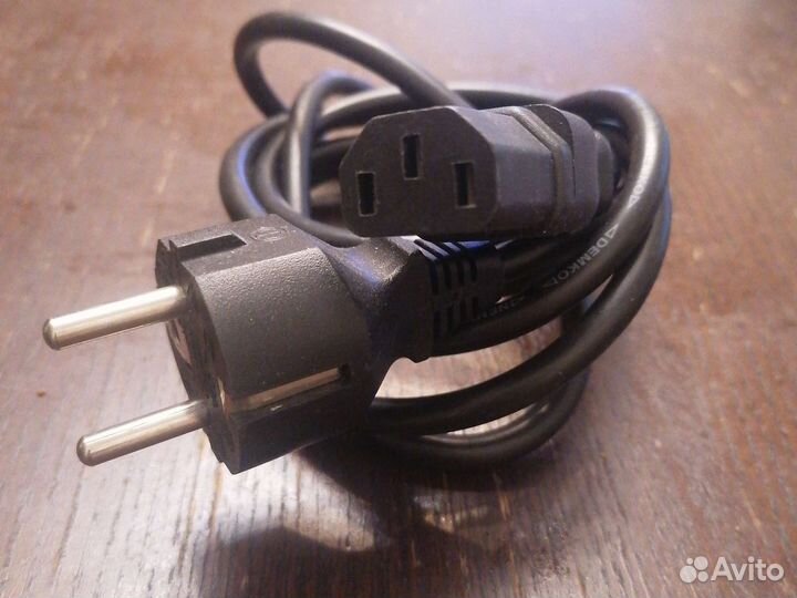 Шнур 220 В