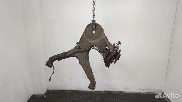 Ступица (кулак, цапфа) левая задняя Mercedes Vito W639