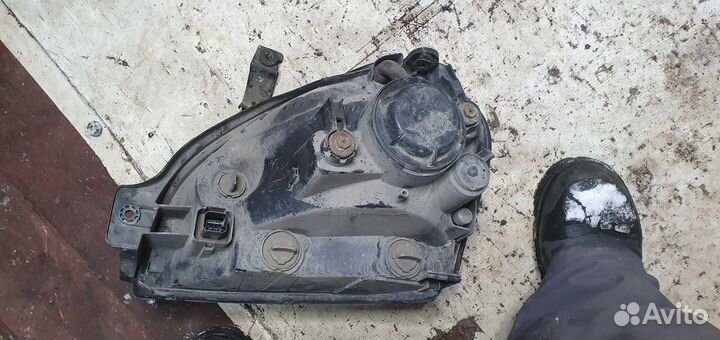 Фара правая Hyundai Tucson (Хендай Туссан) 2008