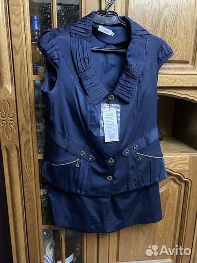 Костюм женский