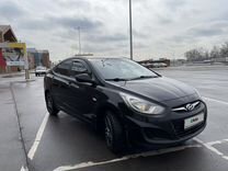 Hyundai Solaris 1.4 AT, 2013, 356 000 км, с пробегом, цена 700 000 руб.