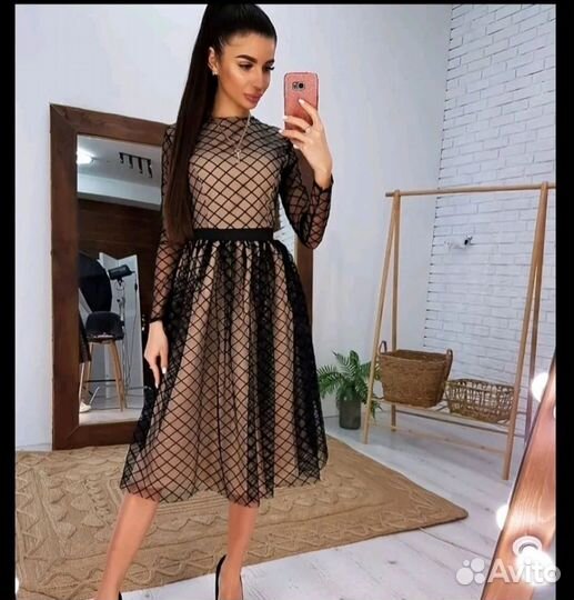 Вечернее платье 46 размера новое