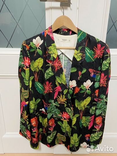 Пиджак женский mango