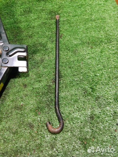 Домкрат Hyundai Getz рестайлинг 1.4 2009