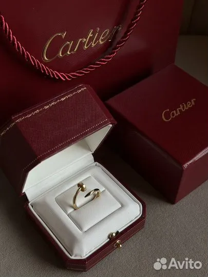 Золотое кольцо Cartier гвоздь