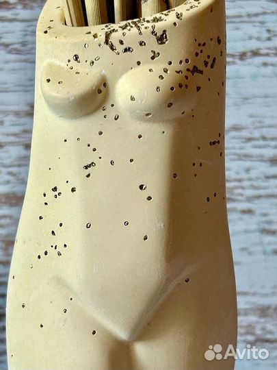 Ваза декоративная