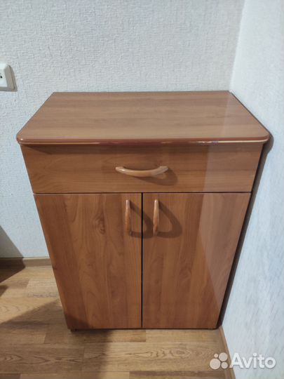 Тумба для прихожей