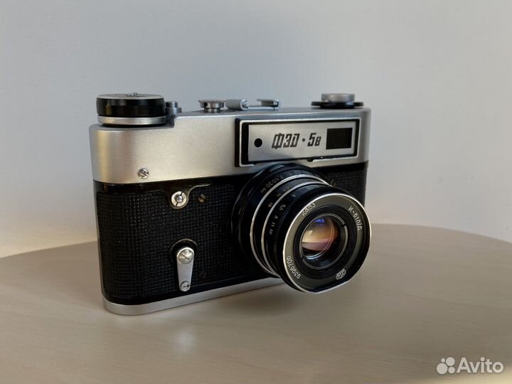 Плёночный фотоаппарат фэд-5в