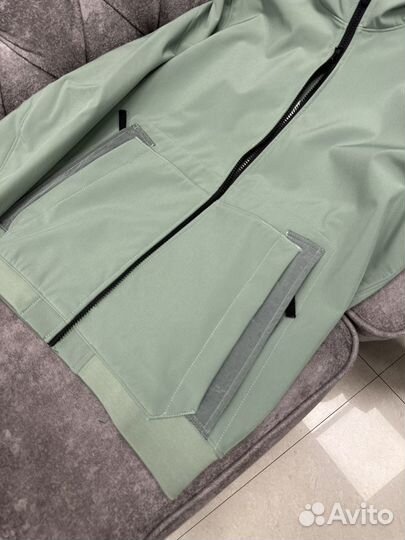 Легкая куртка ветровка Stone Island Soft Shell