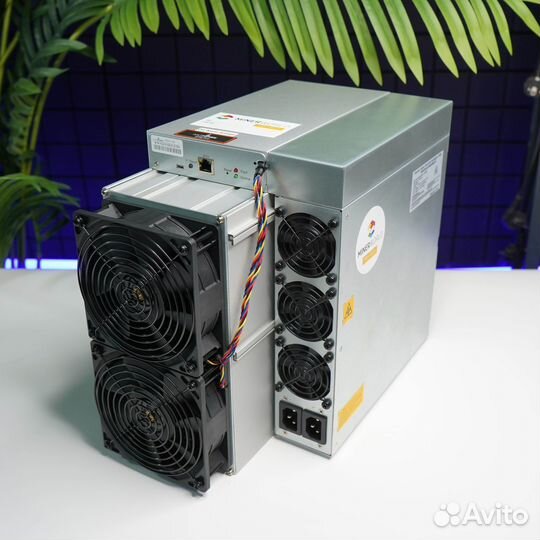 Майнер Antminer S19 90t