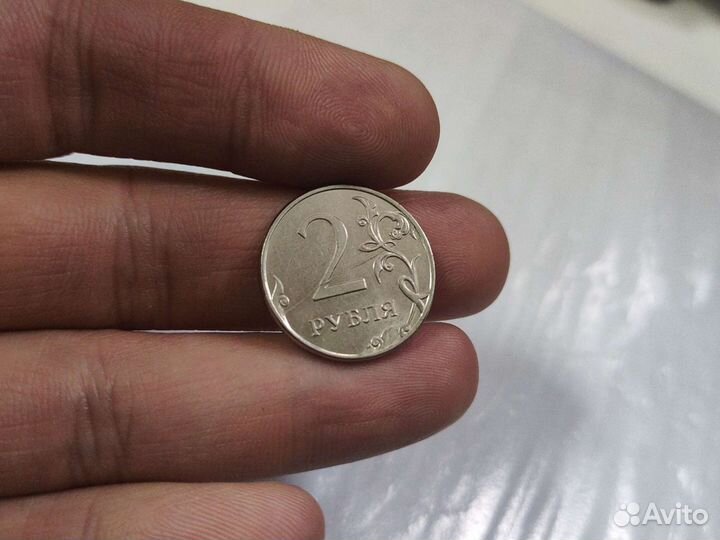 Монеты россии 2 рубля 2011 Брак