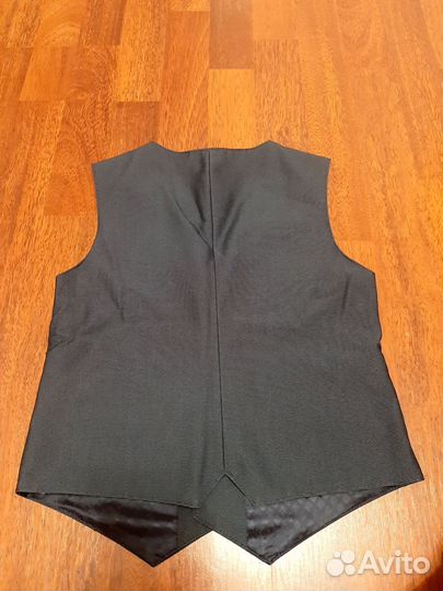 Жилетка для мальчика школьная 128 134