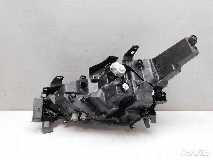 Фара правая Mazda CX-5