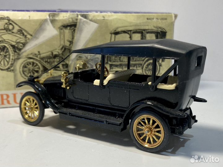 Масштабная модель Руссобалт С24-40 1:43 СССР