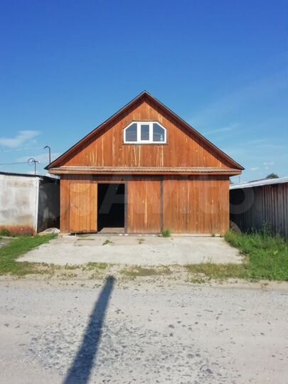 Гараж, > 30 м²