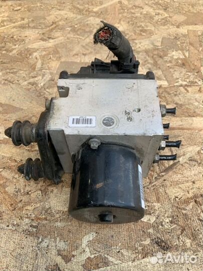 Блок abs Volkswagen Passat B6 2.0 BVY