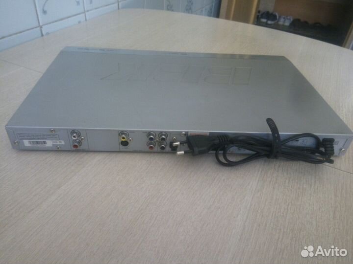 DVD плеер BBK dv326si