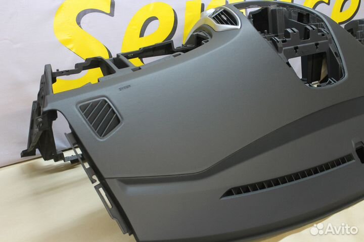 Торпедо Hyundai ix 35 панель приборов