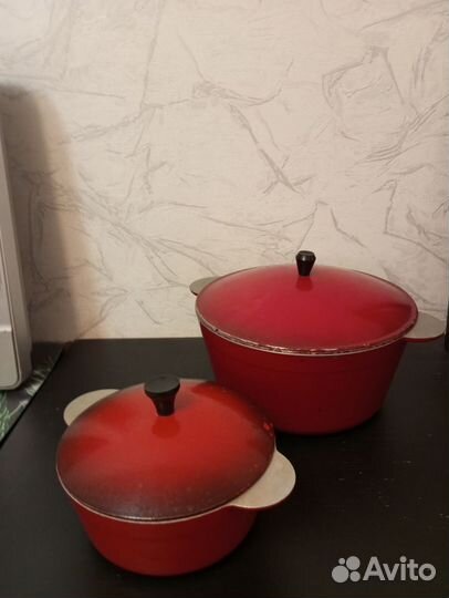 Кастрюли чугунные