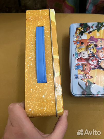 Железная коробочка от новогоднего подарка