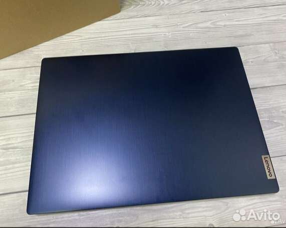 Lenovo ideapad 3 14ada05