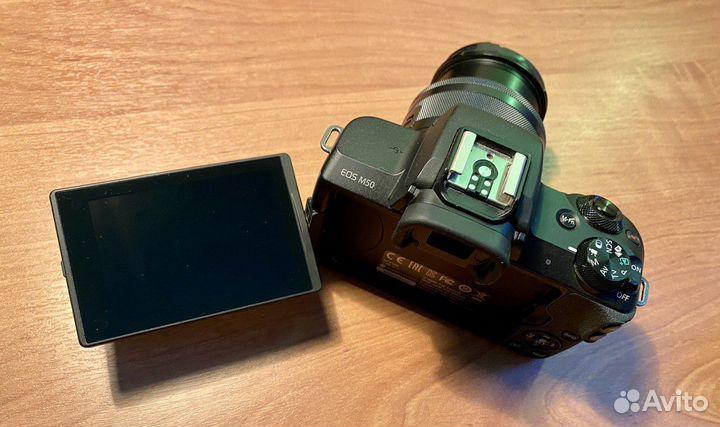 Фотоаппарат canon m50