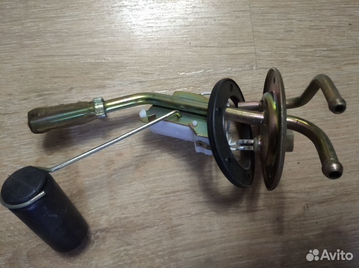 Бензонасос