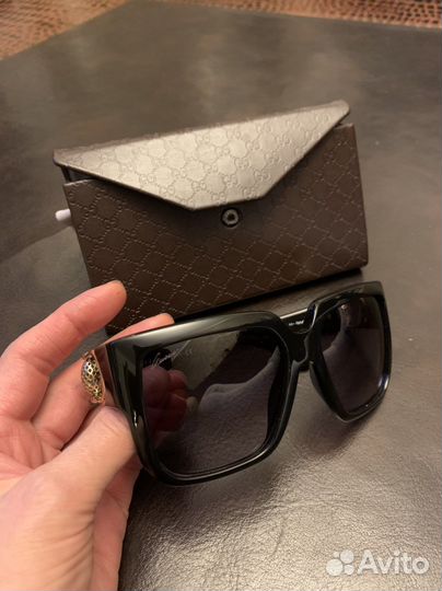 Солнцезащитные очки