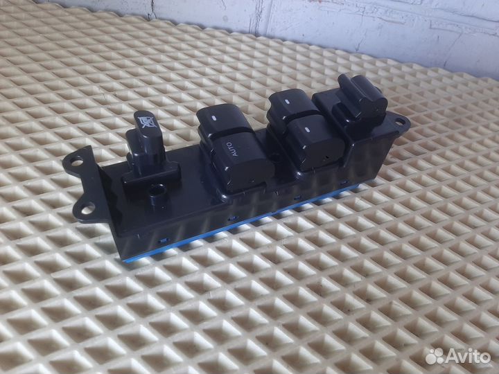 Subaru Legacy 05-09 Блок кнопок стеклоподъемника