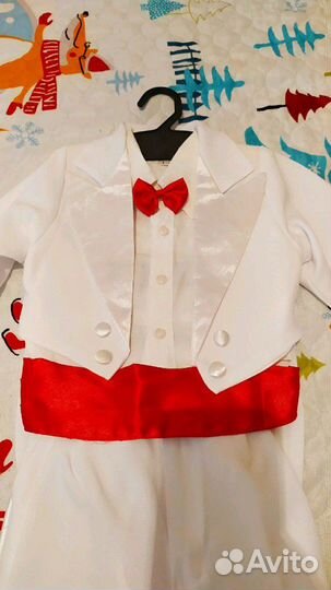 Шикарный новый костюм для мальчика