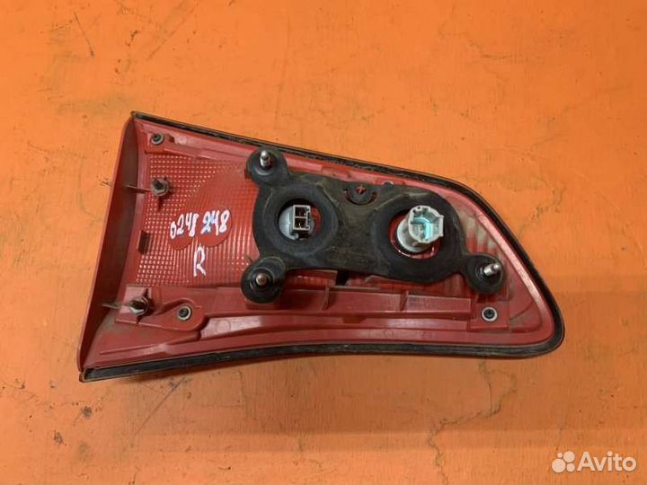 Фонарь крышки багажника задний правый Infiniti