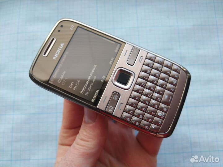 Nokia E72