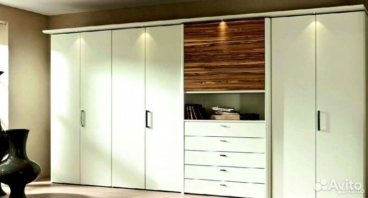 Шкафы распашные на заказ от производителя