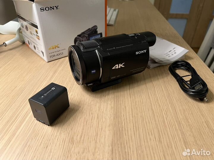 Видеокамера Sony FDR-AX53