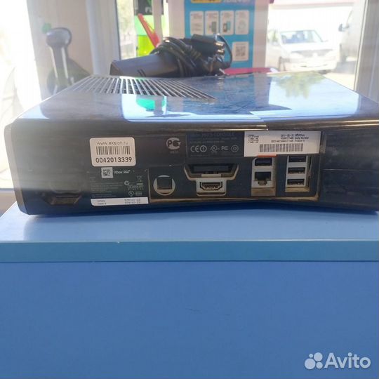 Приставка Microsoft Xbox 360 S 500Gb