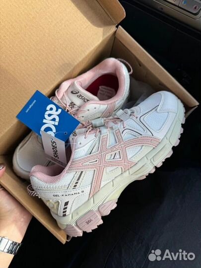 Кроссовки женские Asics